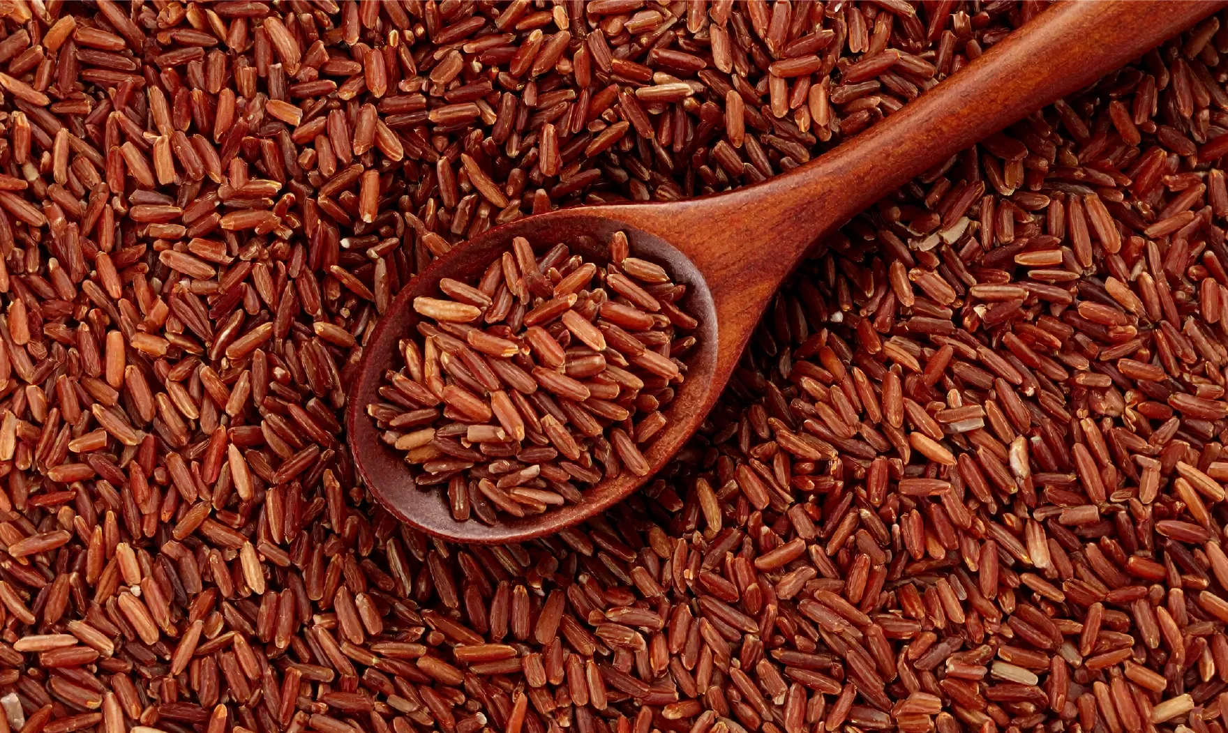 玄米とスプーン